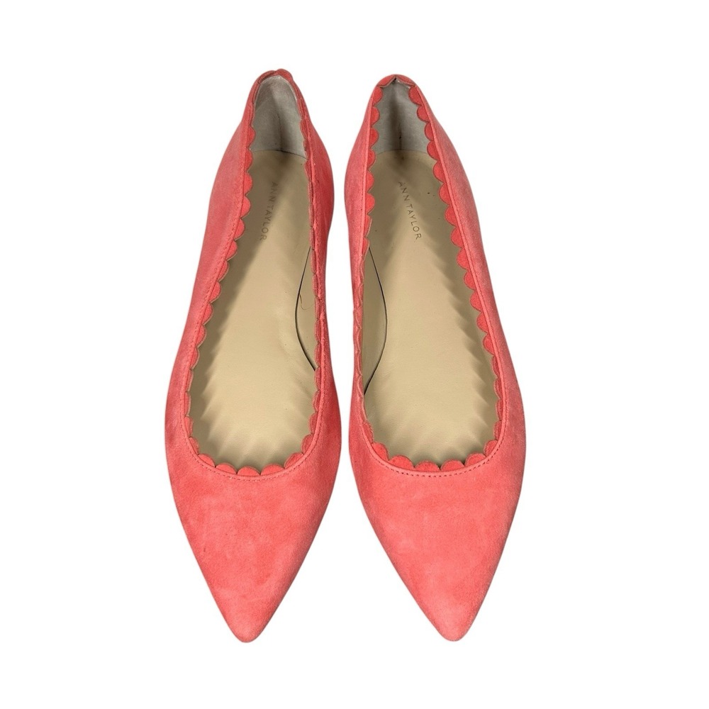 Ann Taylor Coral Pink Suede Leather Pointed Toe Flats Shoes Scalloped Trim Sz 7